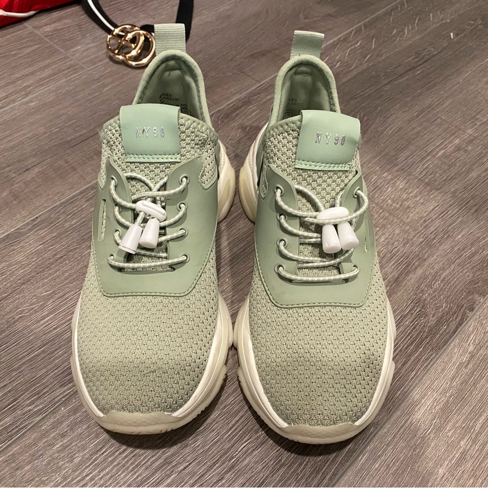 Steve Madden Tennis Shoes